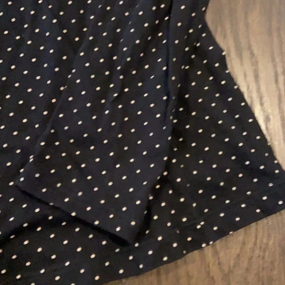 Dots 🖤🤍 - Picture 2 of 3